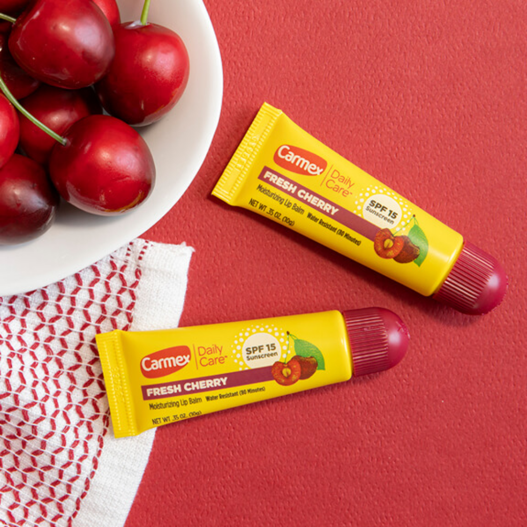 Moisturizing Lip Balm – Carmex