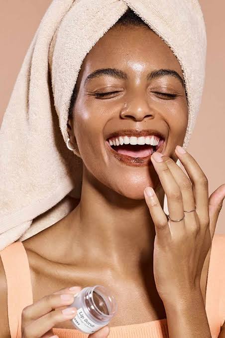 Lip Scrub - Honey Sugar